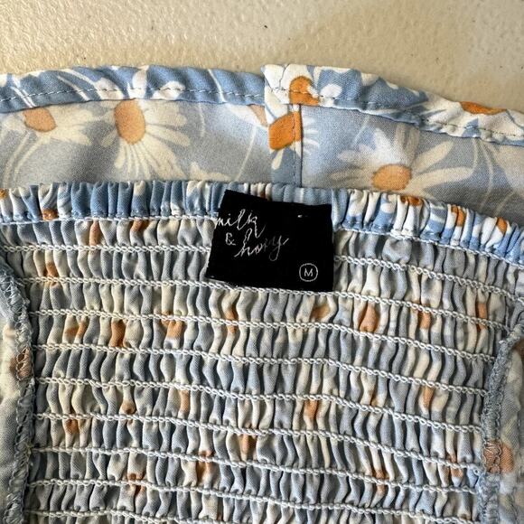 Milk & Honey Women's Blue Daisy Gathered Front Elastic Back Halter Top Medium - Picture 7 of 7